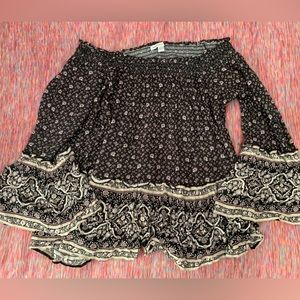 American Eagle Off Shoulder Top